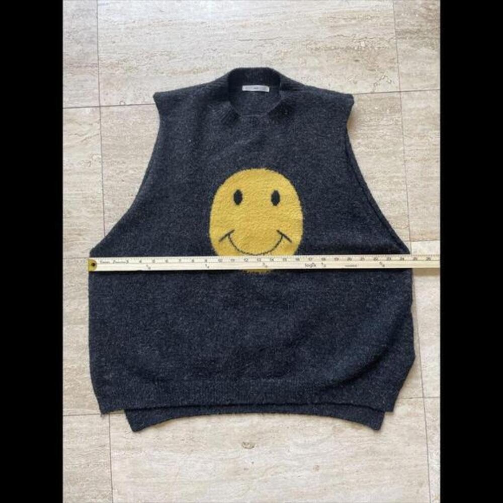 Mouli Mens Dark Gray Smiling‎ Face Knit Vest Pullover - Picture 3 of 6